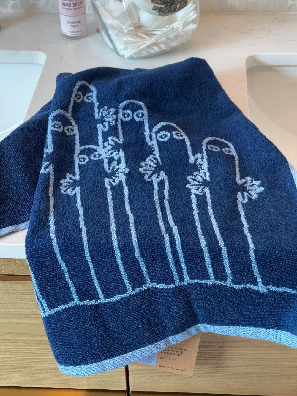 Moomin Arabia Weird Blue Creature Hand Towel – Oversized Reversible Wow Gift